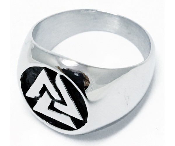 Valknut, Odinin symboli - Terässormus