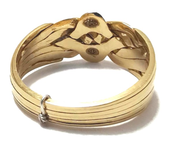 Pirunnyrkki: Kulta 6-osainen